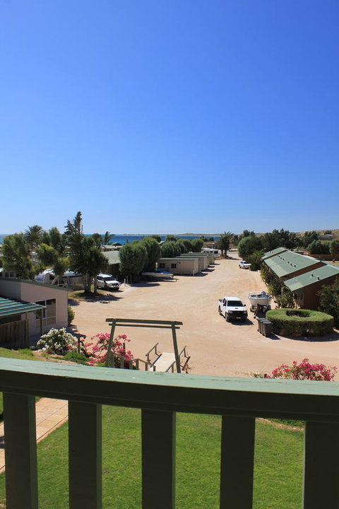 Ningaloo Coral Bay â€“ Bayview - Hotel Accommodation 21