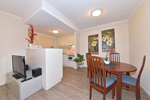 Inner Perth CBD 1X1 Apartment: 605451 - Hotel Accommodation 8