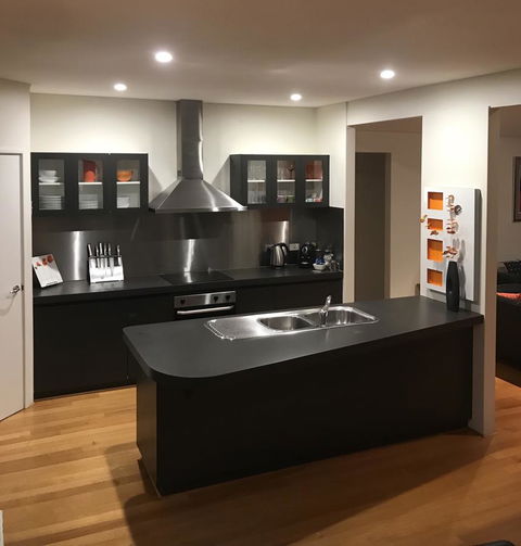 THE SANCTUARY LUXURY HOLIDAY HOME - Hotel Accommodation 9
