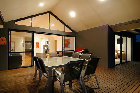 THE SANCTUARY LUXURY HOLIDAY HOME - Hotel Accommodation 25