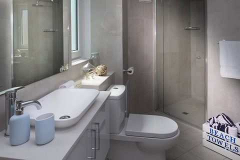 Cottesloe Blue Apartment - Executive Escapes - Hotel Accommodation 1