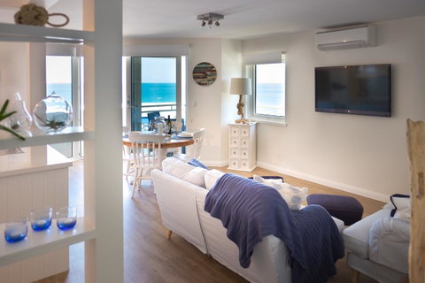 Cottesloe Blue Apartment - Executive Escapes - Hotel Accommodation 4