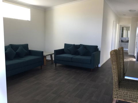 Dongara Tourist Park - Hotel Accommodation 3
