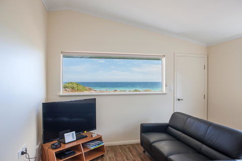 Dongara Tourist Park - Hotel Accommodation 27