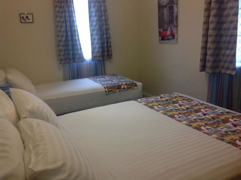Clifton Motel & Grittleton Lodge - Hotel Accommodation 35