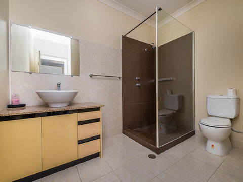 Seafront Unit 60 - Hotel Accommodation 5