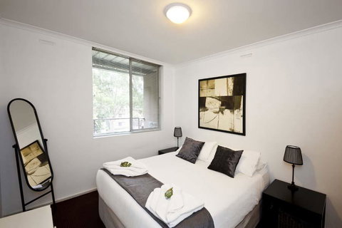 Cunningham Terrace 8 - Hotel Accommodation 1