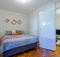 Fremantle Coastal Stay - 1 Bedroom Central Apartment - Hotel Accommodation