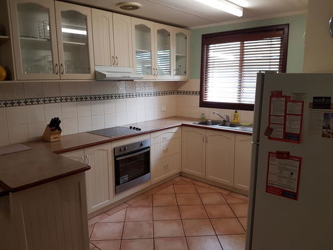 Eagle Bay Discovery - Hotel Accommodation 8