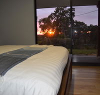 Eagle Bay House - Hotel Accommodation