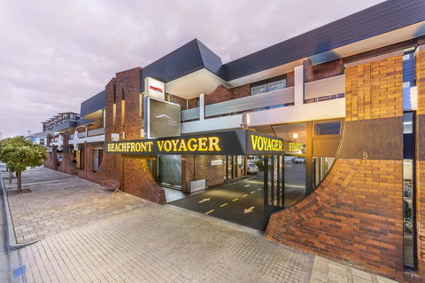 Beachfront Voyager Motor Inn - Hotel Accommodation 2