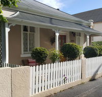 Arendon Cottage - Hotel Accommodation