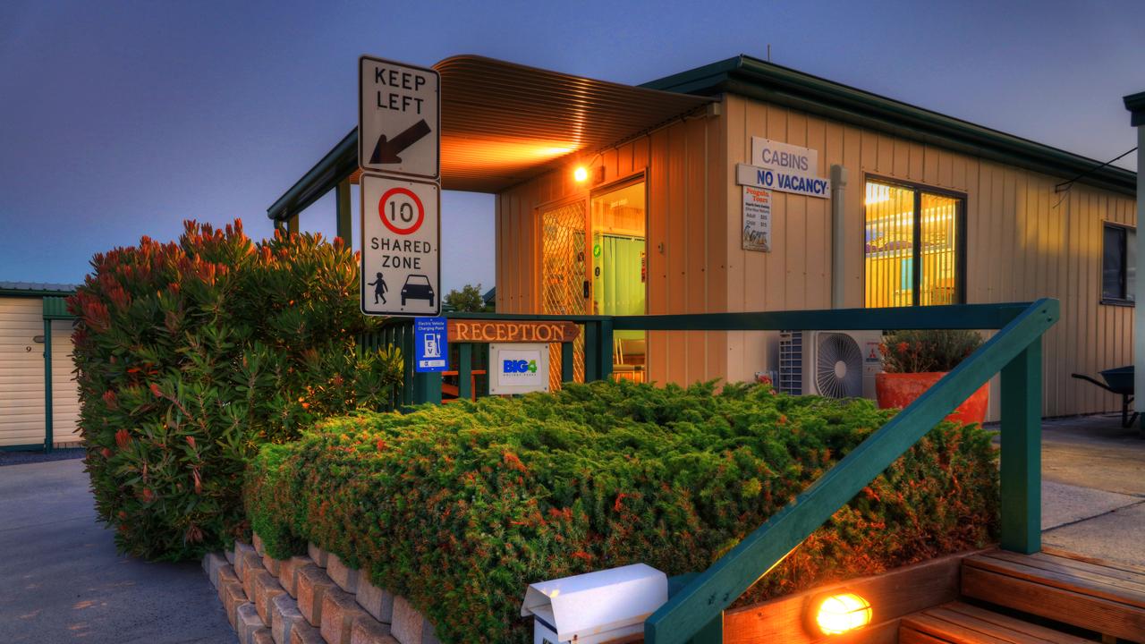 Four Mile Beach TAS Hotel Accommodation