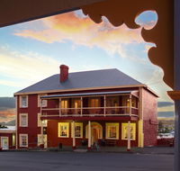 Stanley Hotel  Apartments - Hotel Accommodation