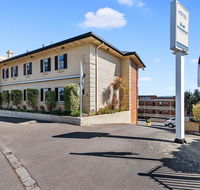 Coach House Launceston - Hotel Accommodation