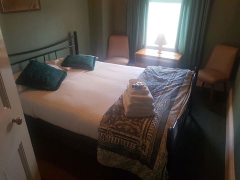 The Richmond Arms Hotel - Hotel Accommodation 9