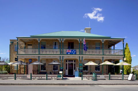 The Richmond Arms Hotel - Hotel Accommodation 0