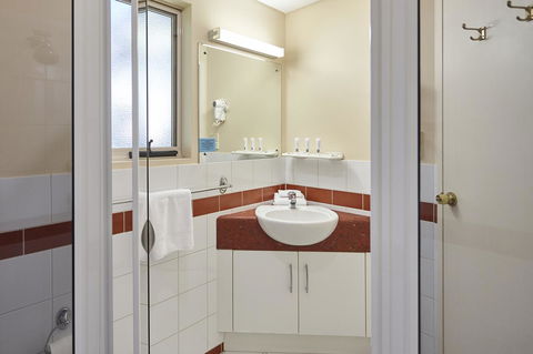 Elphin Serviced Apartments - Hotel Accommodation 6
