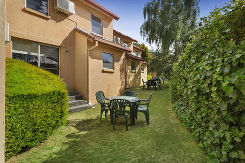 Elphin Serviced Apartments - Hotel Accommodation 41