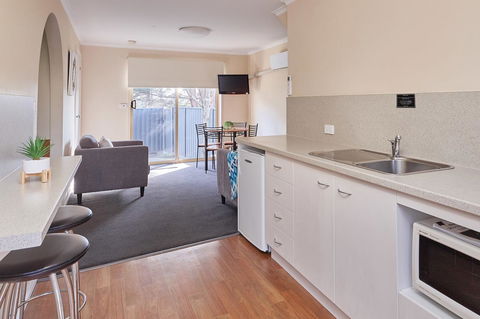 Elphin Serviced Apartments - Hotel Accommodation 8