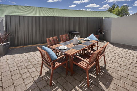 Elphin Serviced Apartments - Hotel Accommodation 21