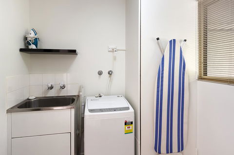 Elphin Serviced Apartments - Hotel Accommodation 28