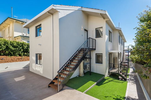 110 Hampden Apartments - Hotel Accommodation 31