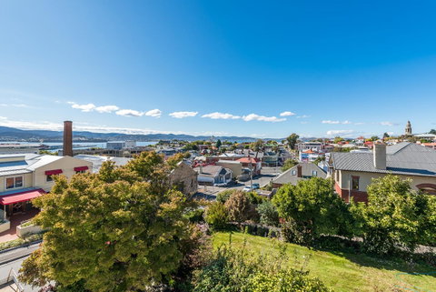 110 Hampden Apartments - Hotel Accommodation 32