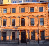 105 Mac Unique Apartments - Hotel Accommodation