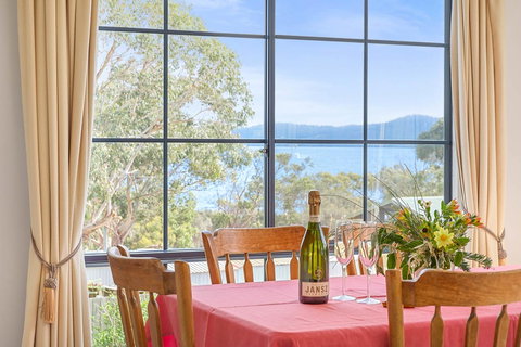 Omaroo Cottage Bruny Island - Hotel Accommodation 5