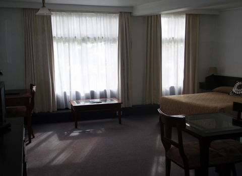 West Coaster Motel - Hotel Accommodation 41