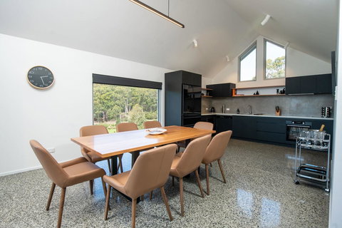 Adventure Bay Retreat Bruny Island - Hotel Accommodation 28