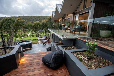 Adventure Bay Retreat Bruny Island - Hotel Accommodation 0