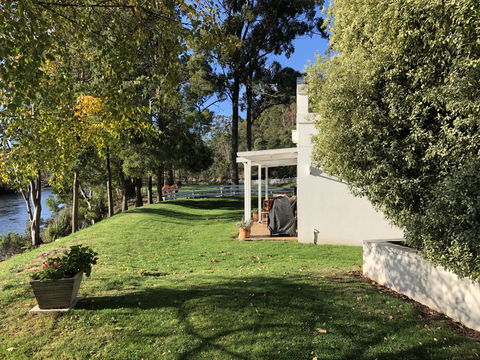 Forth River Cottage - Hotel Accommodation 10