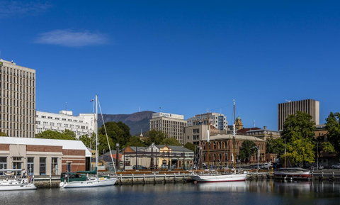 Lenna Of Hobart - Hotel Accommodation 24