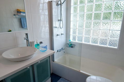 970 Adventure Bay Road - Hotel Accommodation 12