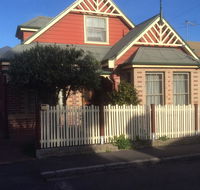 3 batten street - Hotel Accommodation
