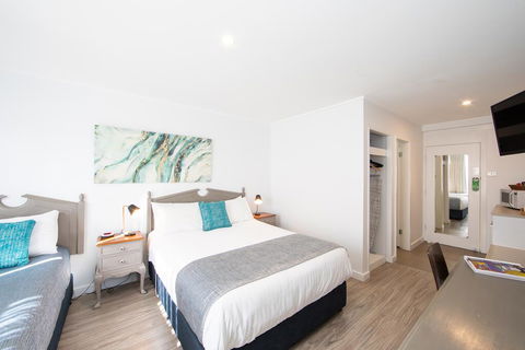 New England Motor Lodge - Hotel Accommodation 1
