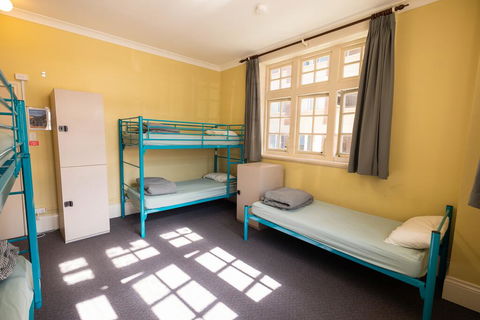 Newcastle Beach YHA - Hotel Accommodation 2