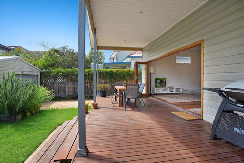 Newcastle Executive Homes - Cooks Hill Cottage - Hotel Accommodation 1