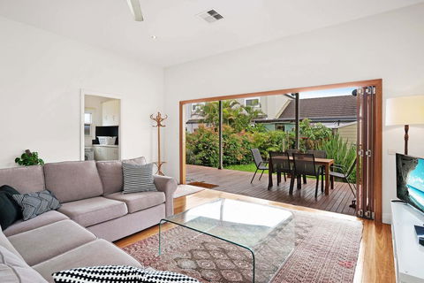 Newcastle Executive Homes - Cooks Hill Cottage - Hotel Accommodation 0
