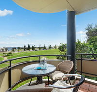 Newcastle Short Stay Apartments - Flagstaff Apartment - Hotel Accommodation