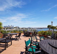 Newly Renovated Studio w Communal Rooftop Terrace - Hotel Accommodation