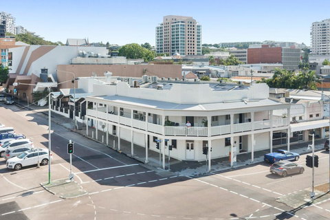 Newmarket Hotel - Hotel Accommodation 0