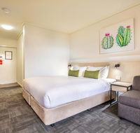 Nightcap at Shoppingtown Hotel - Hotel Accommodation