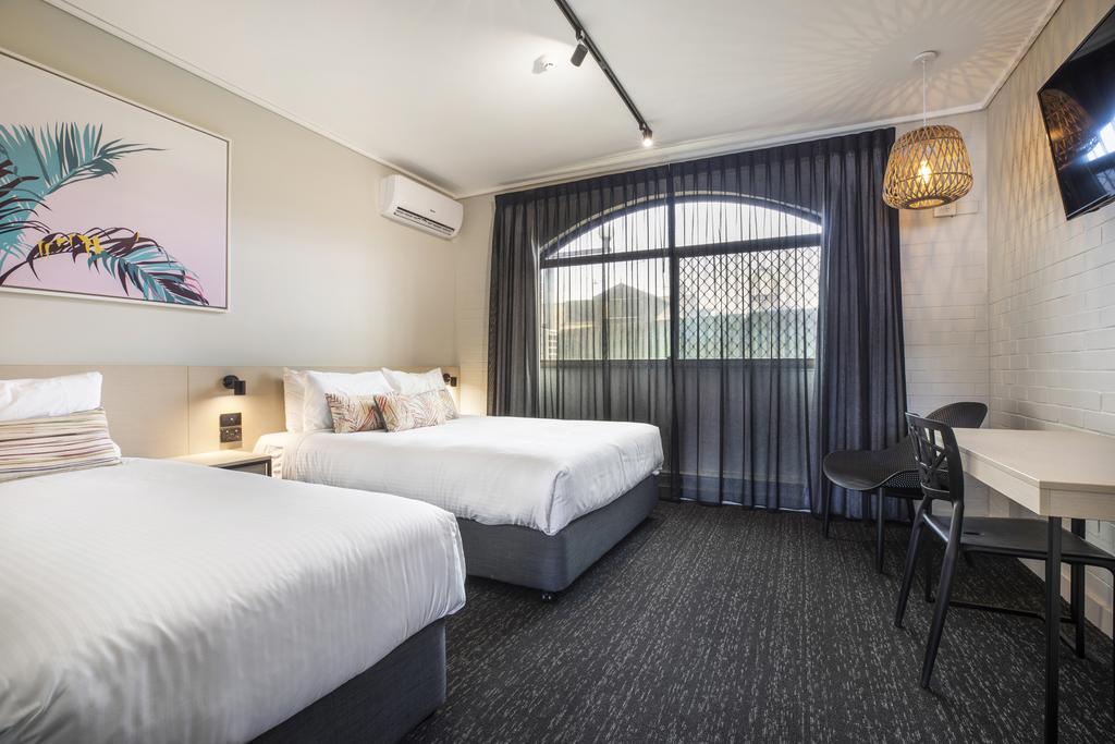 Logan Central QLD Hotel Accommodation