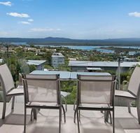 Noosa Penthouse close to Hastings Street - Unit 2 Vue 28 Edgar Bennett Ave - Hotel Accommodation