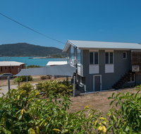Norm's Beach House - Airlie Beach - Hotel Accommodation