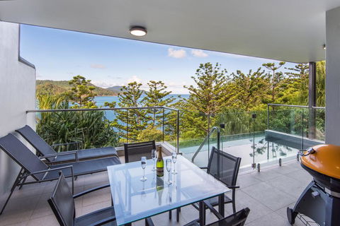 Northcape 1 Ocean Front 4 Bedroom 4 Bathroom Pool Golf Buggy 2 Kitchens, BBQs - Hotel Accommodation 0