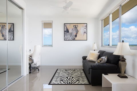 Nova Mooloolaba Beach - Hotel Accommodation 1